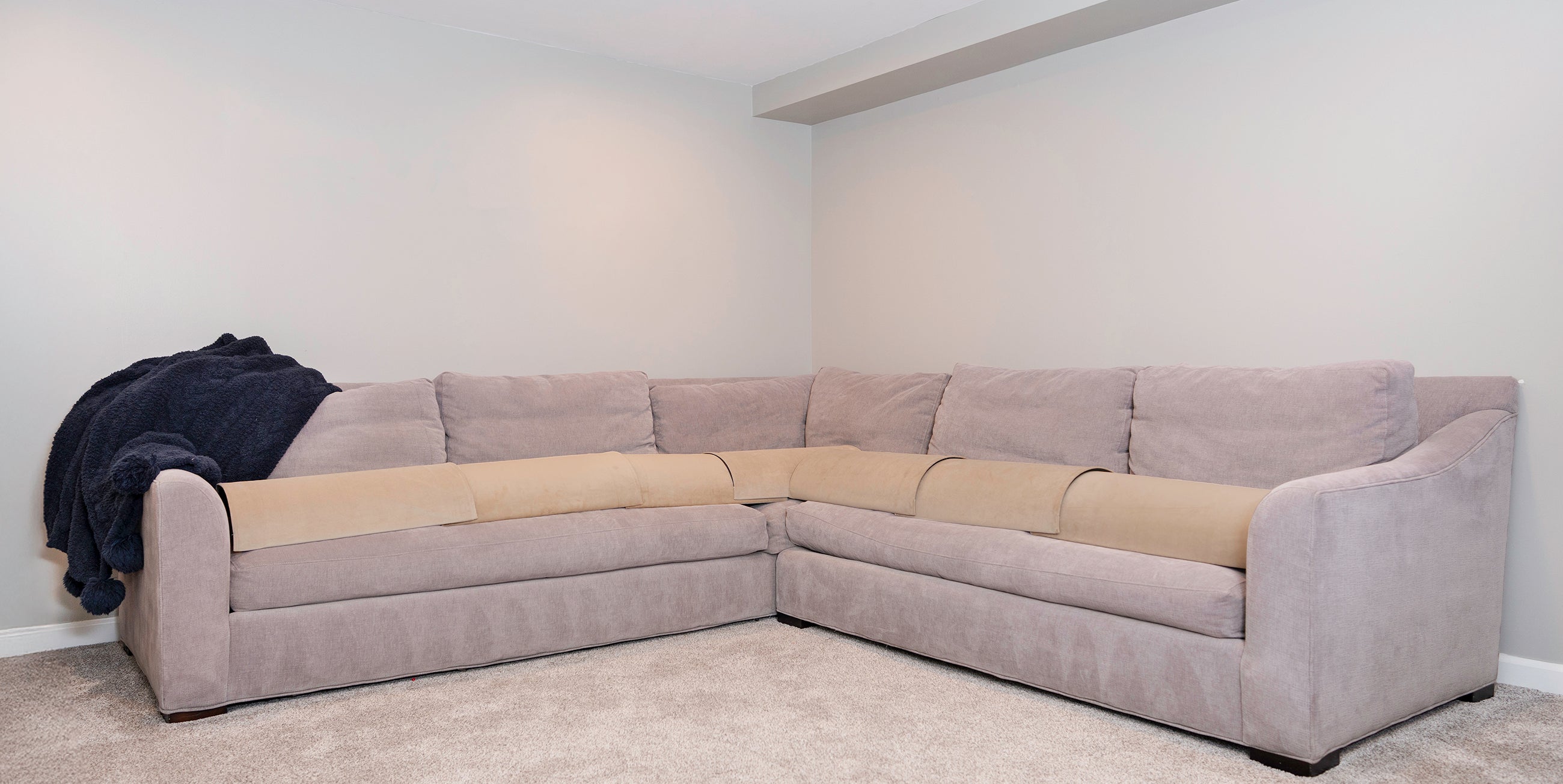 doggofffit_large sectional_protector-toast_cover