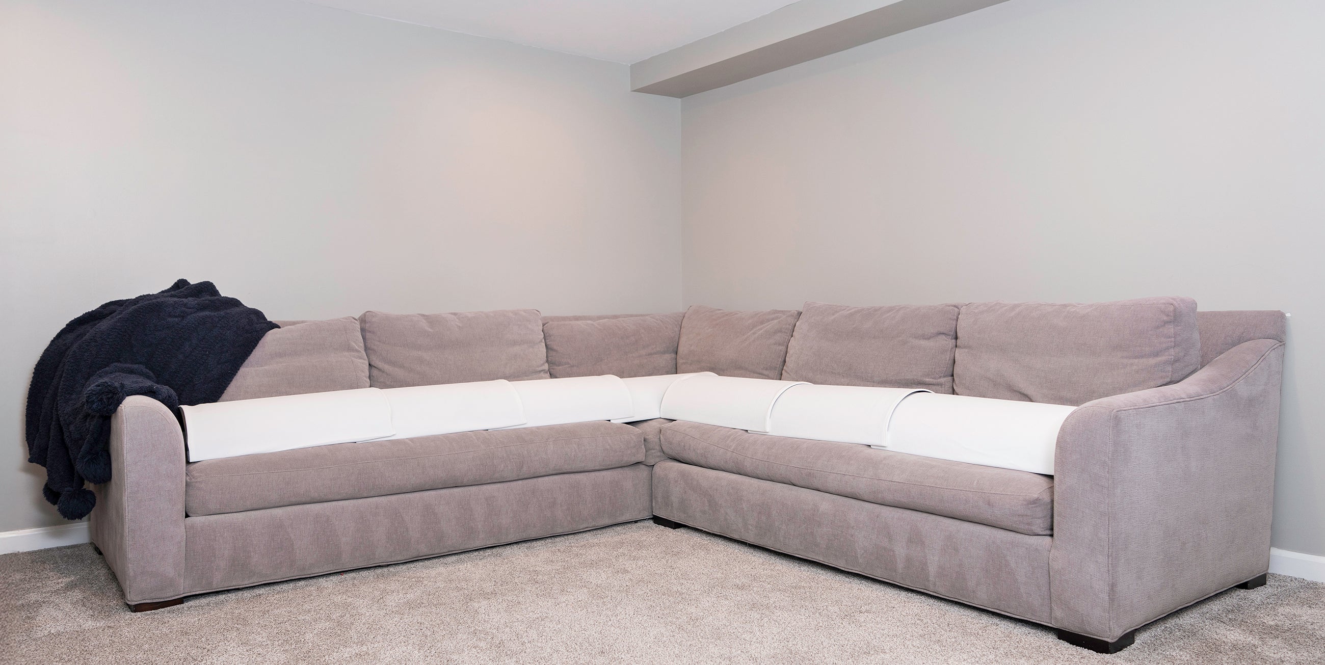 doggofffit_large sectional_protector-white_cover